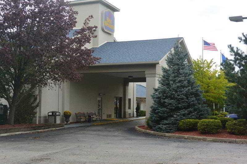 Quality Inn Austintown-Youngstown West Eksteriør billede