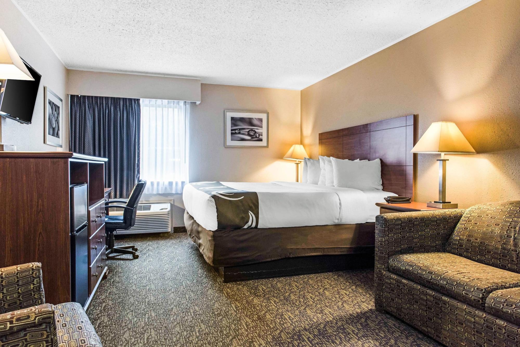 Quality Inn Austintown-Youngstown West Eksteriør billede